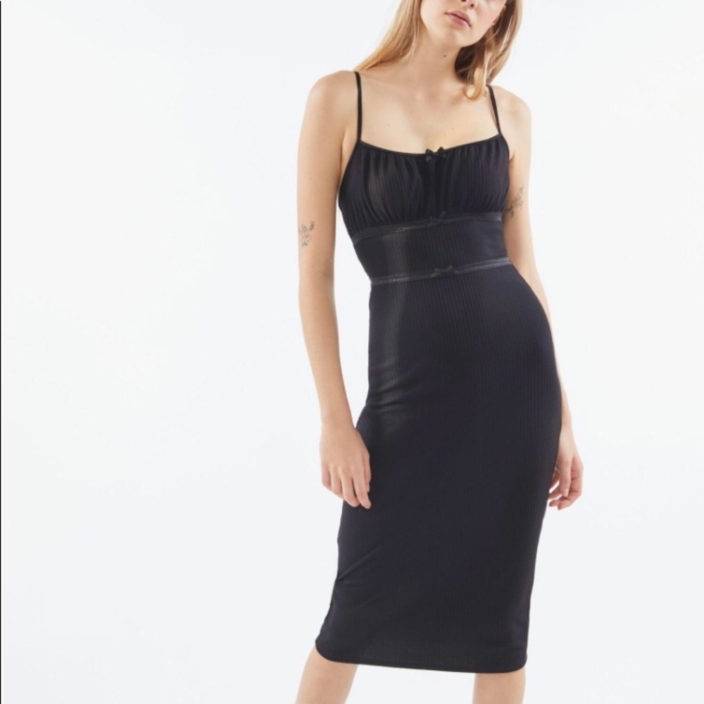 ISO!! UO Verona Bow Ribbed Midi Dress